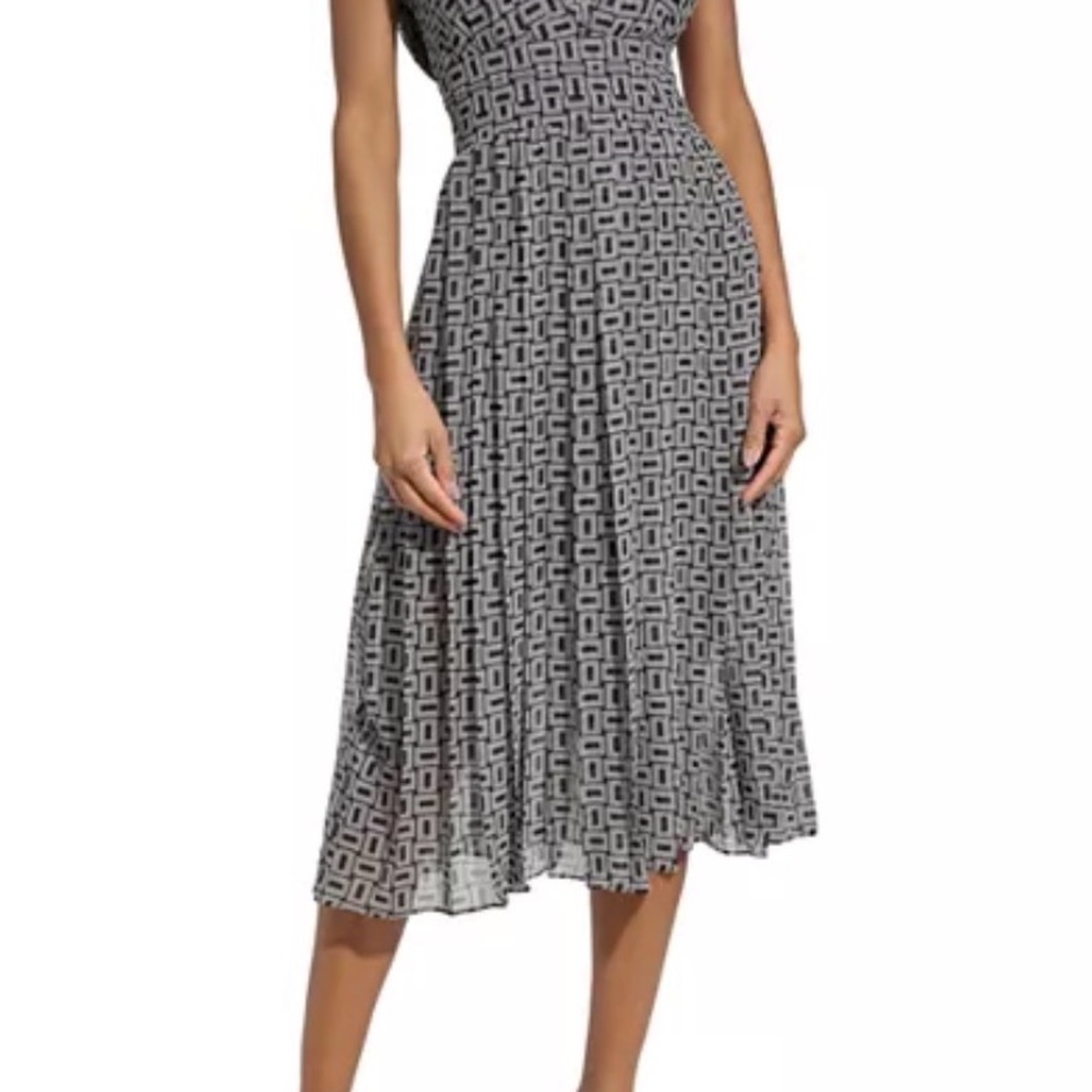 Karl Lagerfeld Elegant Black and White Geometric Dress